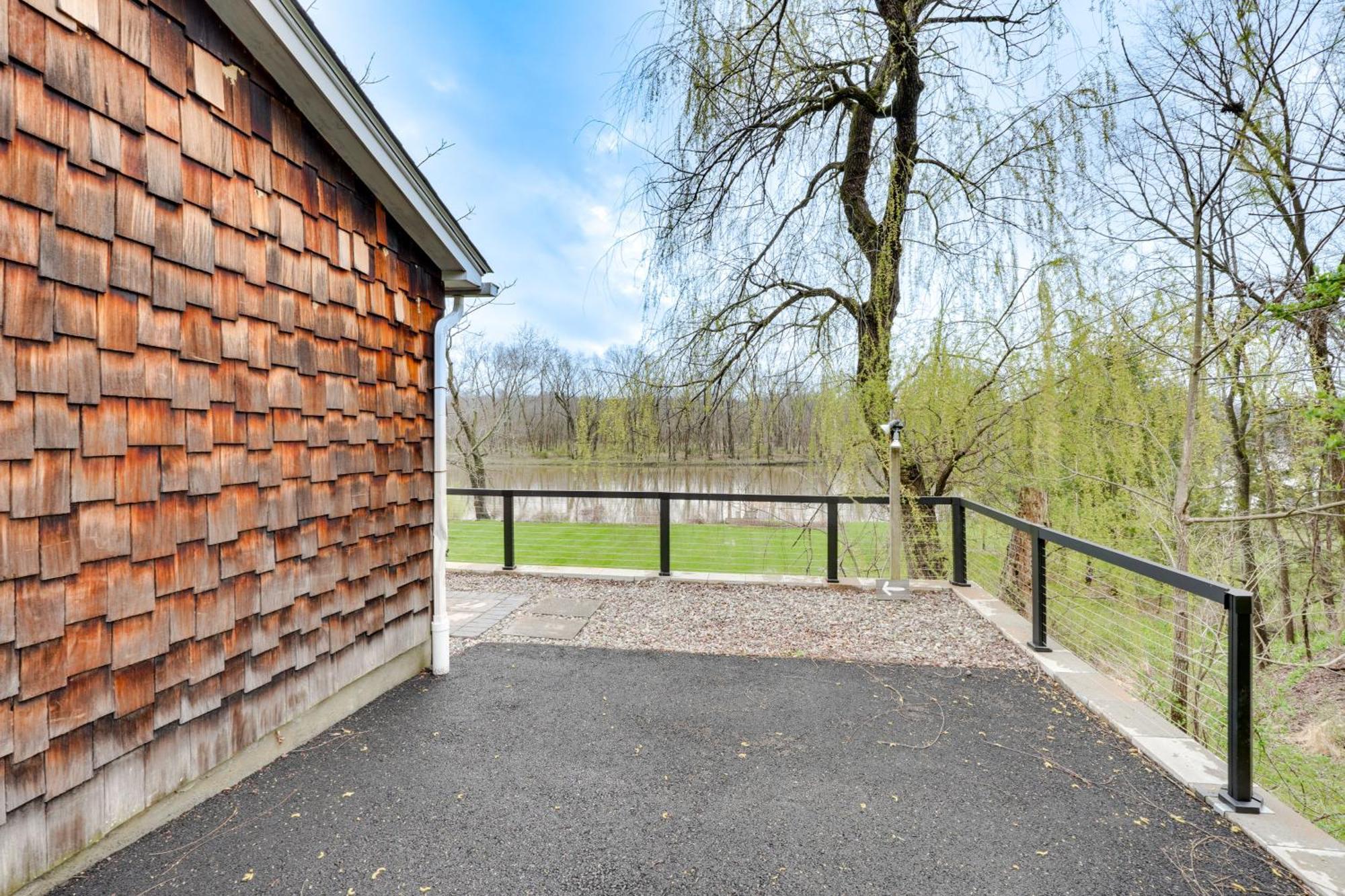Cozy Upstate Studio With Walkill River Views! 新帕尔茨 外观 照片